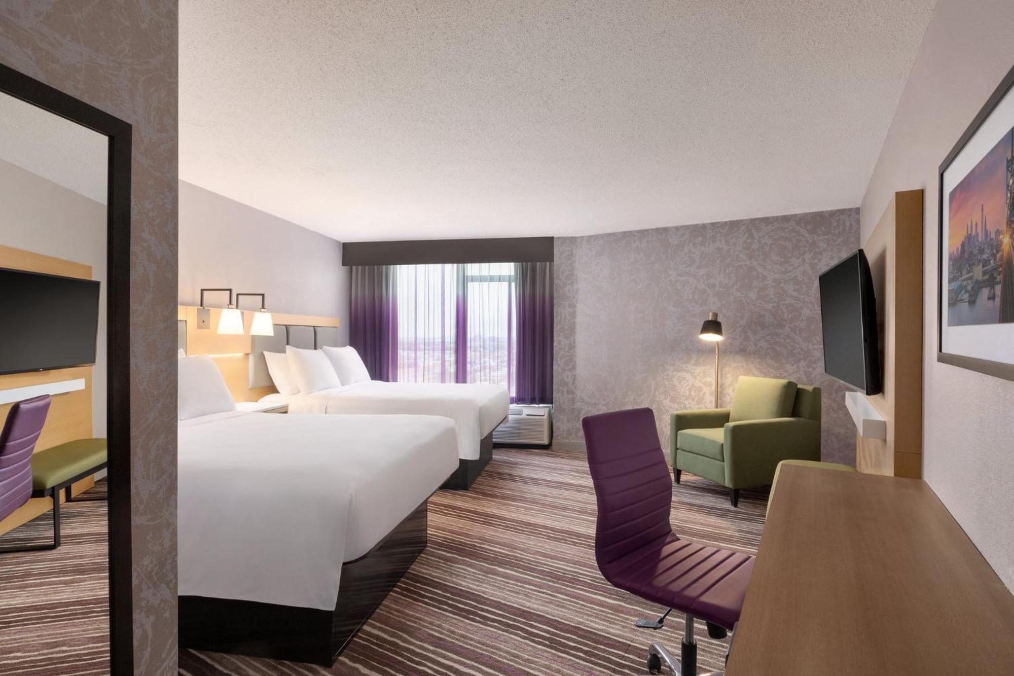 Arpt-stadium Area By Ihg Philadelphia