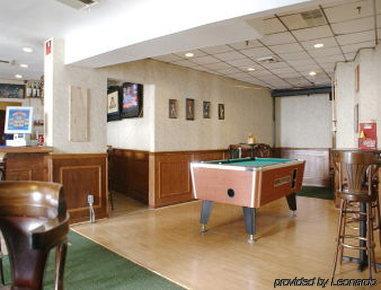 Arpt-stadium Area By Ihg Hotel 3*